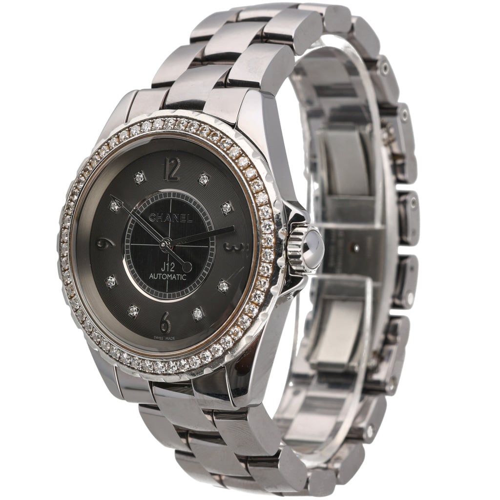 Chanel J12
