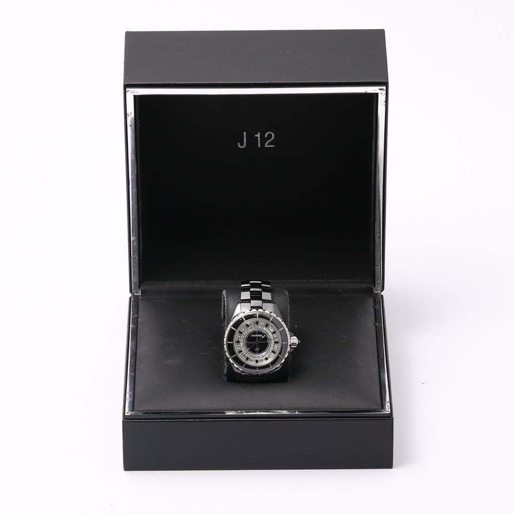 Chanel J12