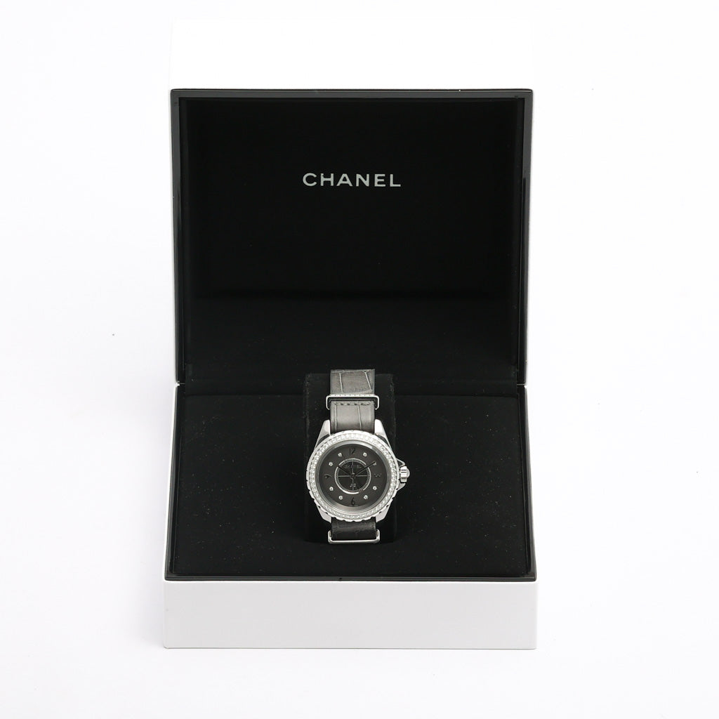 Chanel J12